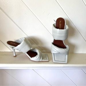 ALOHAS Twist Strap Ice White